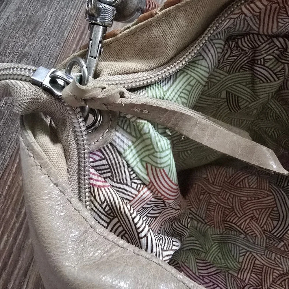 The Sak Beaded Leather Shoulder Strap Hobo Bag Womens Southwestern Western Boho